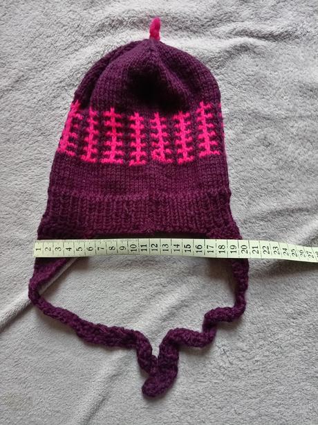 Pletená čiapka, 80