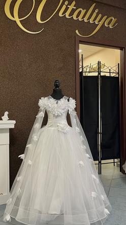 Šaty na prijimanie, 134 / 140