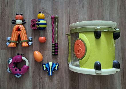 B-toys "bubon s kamarátmi" + 1ks navyše, 