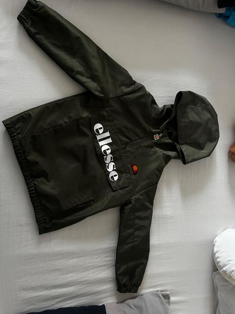 Prechodna bundicka ellesse, 110