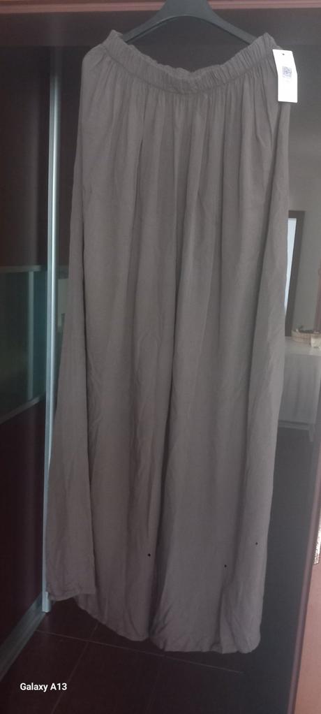 Široké nohavice pre moletky, 48