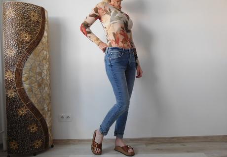 Body kvietkované vzor pružné +rifle,, s
