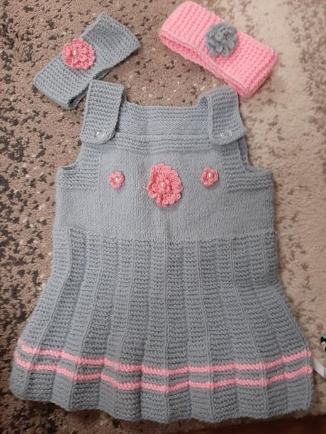 Ručne pletené šaty + čelenky, 68 / 74 / 80