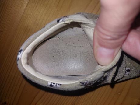 Kozenne topanocky macikove, naturino,25