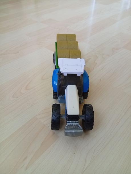 Traktor s vlečkou, 