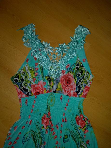 Krásne padavé šaty s/m, s