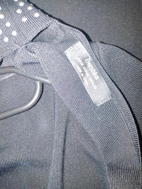 Šaty s výstrihom na chrbte, bershka,xs