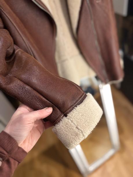 Bunda z ovcej koze, s