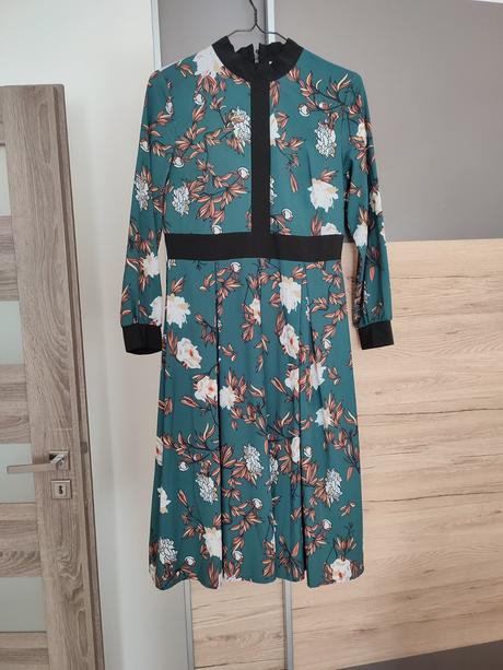 Šaty s dlhým rukávom, m