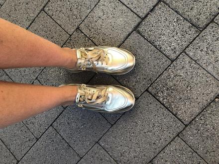 Zlate ultralahke tenisky hogl, 3,5, 37