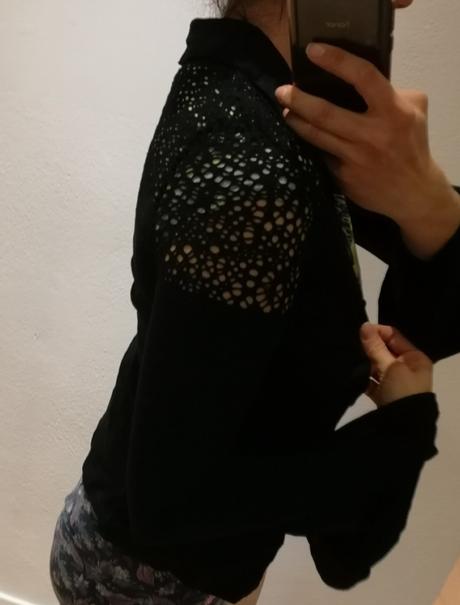 Čierna košeľa, 36