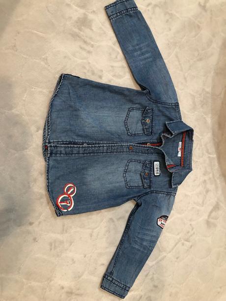 Riflová košeľa, 104