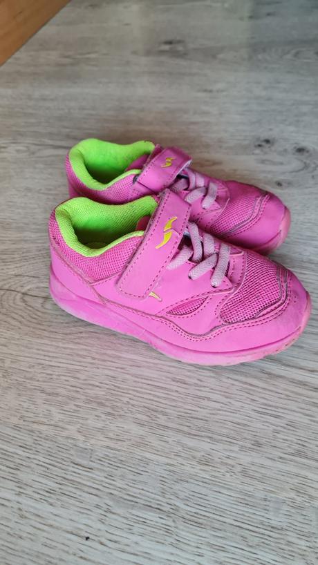 Topánky od 19-29, 24