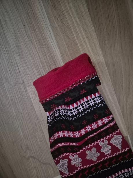 Vianočné legíny, 146