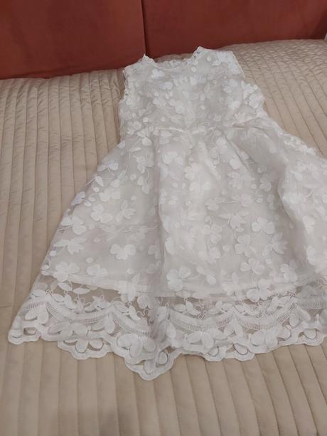 Dievčenské šaty, 128