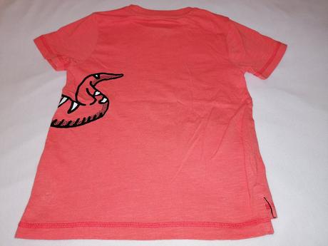 Tričko dinosaurus hrajúci futbal, f&f,116