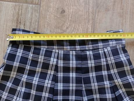 Skladaná sukňa, h&m,152