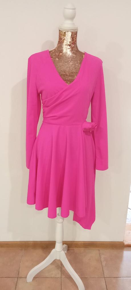 Exkluzívne šaty s ruzou, m