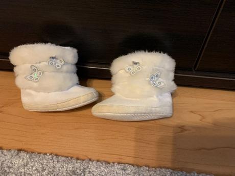 Capačky čižmičky, 19