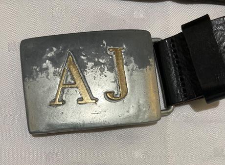 Armani opasok, armani