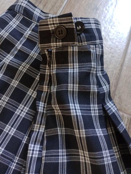 Skladaná sukňa, h&m,152