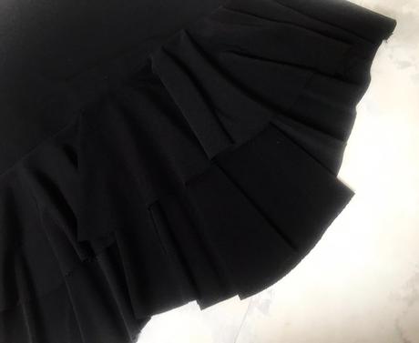 Mini latino sukňa s volánmi s/m, m