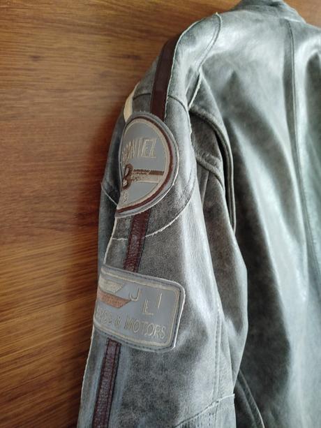 Sedy kozák z max, m