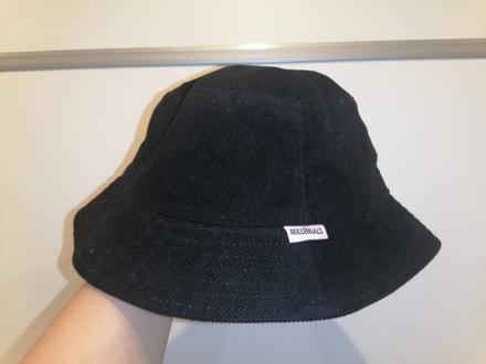 Klobúk na jesen/jar, 