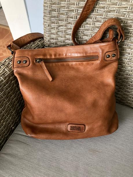 Dámska kožená taška, 