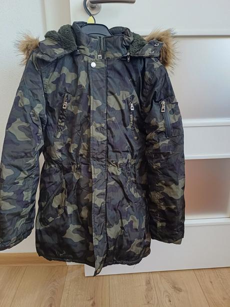 Zimná vetrovka, 152