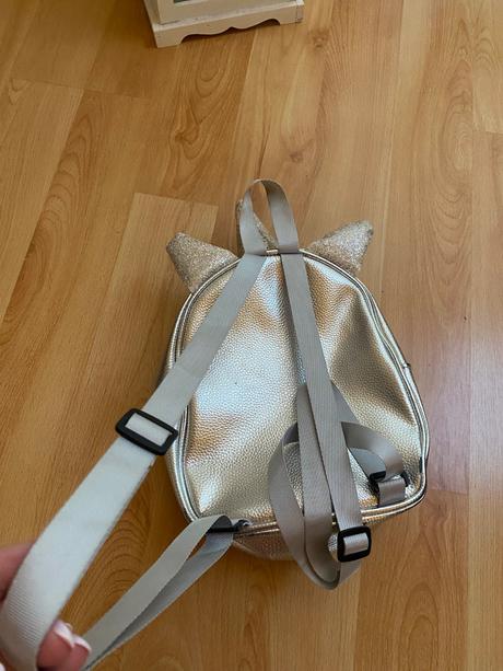 Ruksak unicorn, 