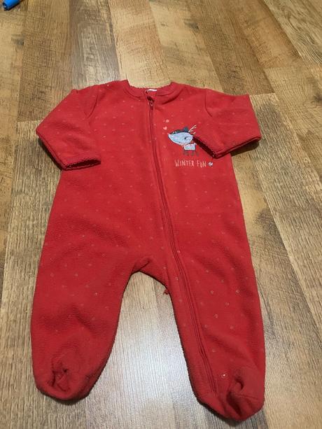 Vianočné dupačky, 68