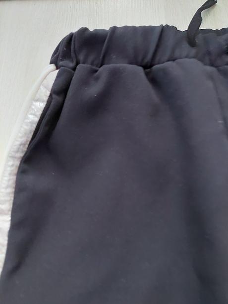 Nohavice-tepláky č.122, zara,122