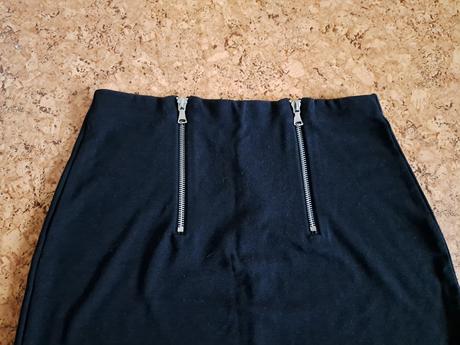 Dámska minisukňa, m