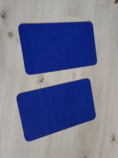 Fialové podlozkypod mysalebo pod cokolvek, 