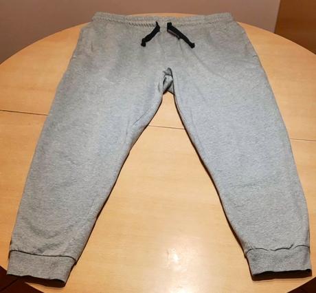 Predám pánske tepláky c&a veľ.l, c&a,xl