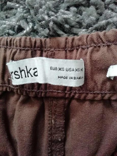 Hnede nohavice parachute pants, bershka,xs