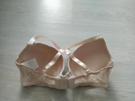 Svetlo ružová podprsenka/len vyprata/, h&m,75d