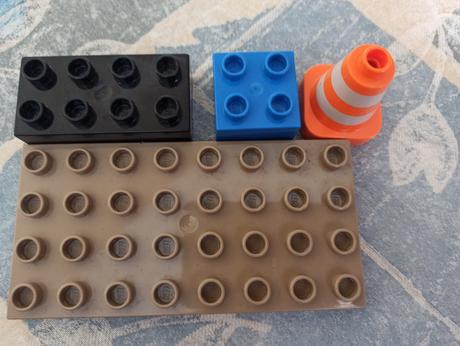 25_zvysky lego duplo, 