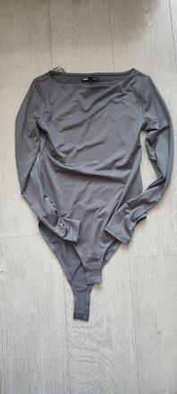 Body s lodičkovým výstrihom, sinsay,xs