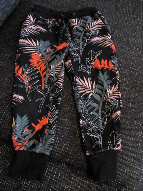 Tepláky, reserved,110