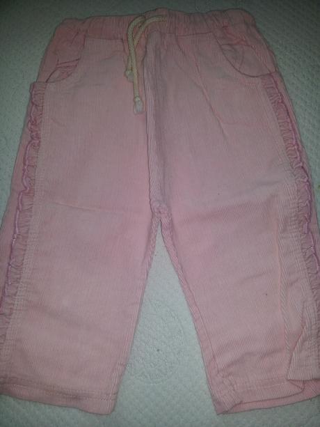 Roztomilé nohavice oblečené 2krát, 80