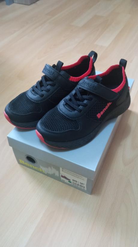 Tenisky bench 33, 33