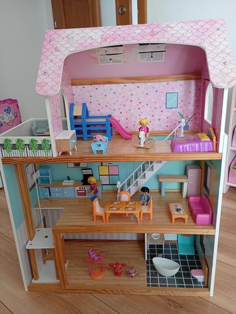 Domček pre bábiky, 