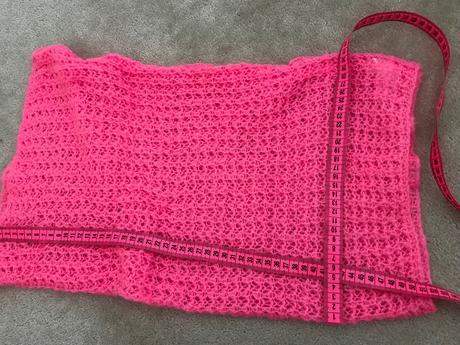 Neonovy nakrcnik/tunel, reserved