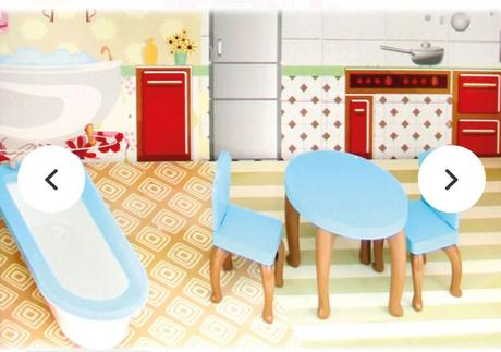 Veľký drevený domček pre bábiky, 