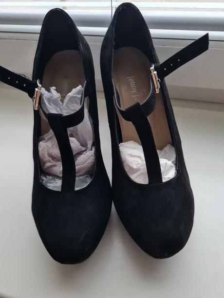 Lodičky s remienkom, 37