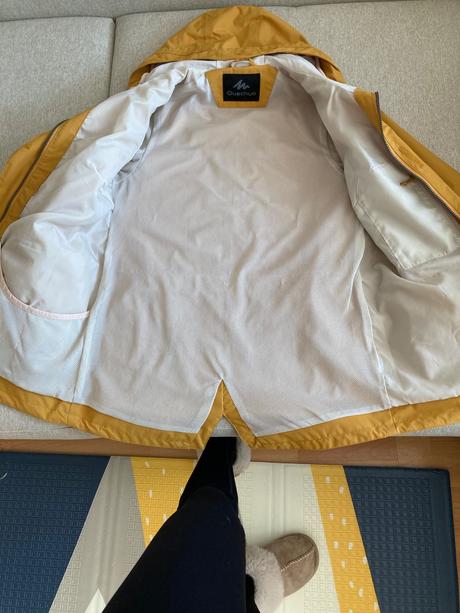 Vetruvzdorna nepremokava bunda, decathlon,xs