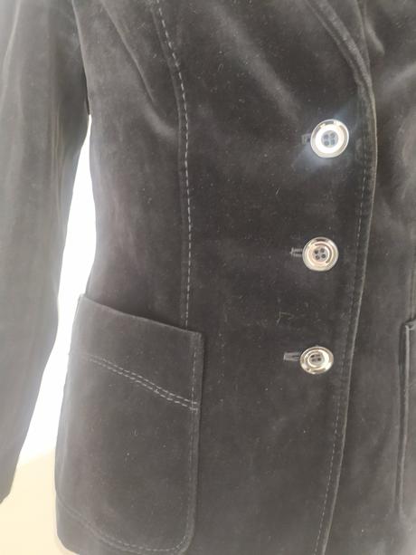 C 166sako semisove  exelent  uplne cierne, m