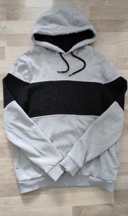 Mikina, chapter young,s